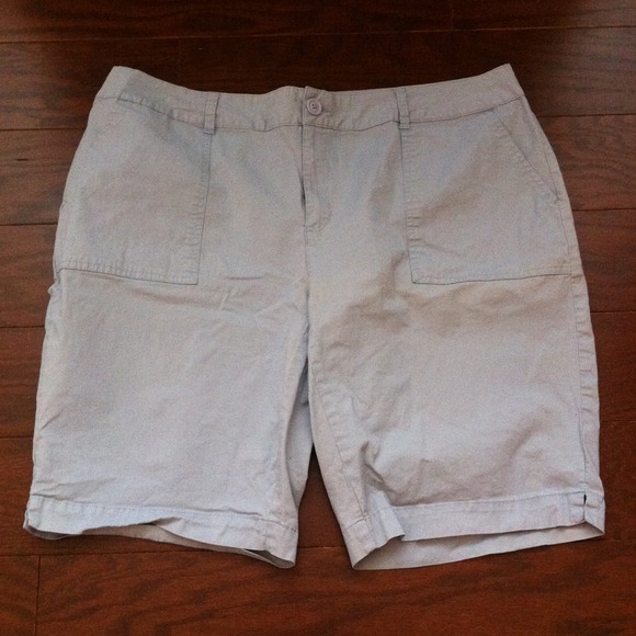 St. John's Bay Light Blue Bermuda Shorts Size 22