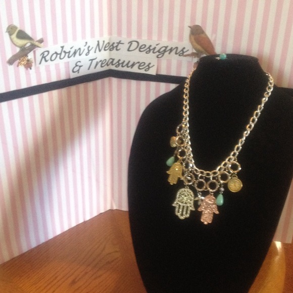 Chunky Bling Trendy Necklace