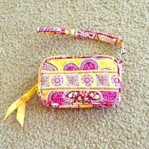 Vera Bradley wristlet in Bali gold