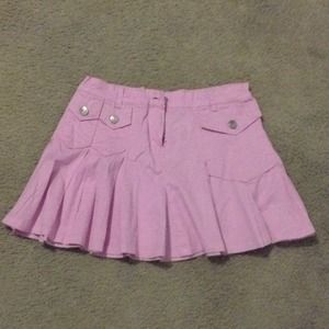 Mini skirt.        Traded