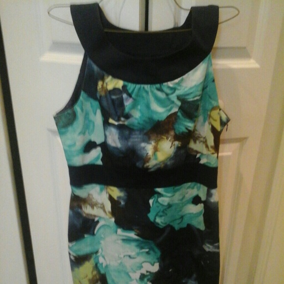 **Reduced** Abstract splash of color, fully lined