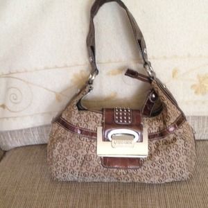 REDUCED.......Guess handbag