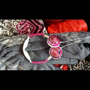 Skullcandy head phones