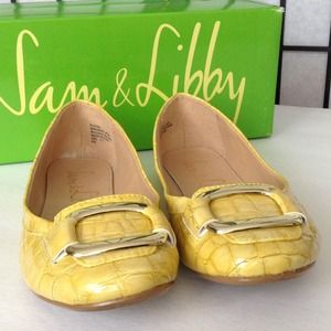 Sz 6 Sam & Libby yellow flats