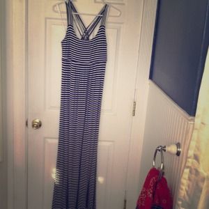 Bundle Calvin Klein maxi dress and forever 21 bird