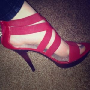 Strappy Red Heals! A MUST