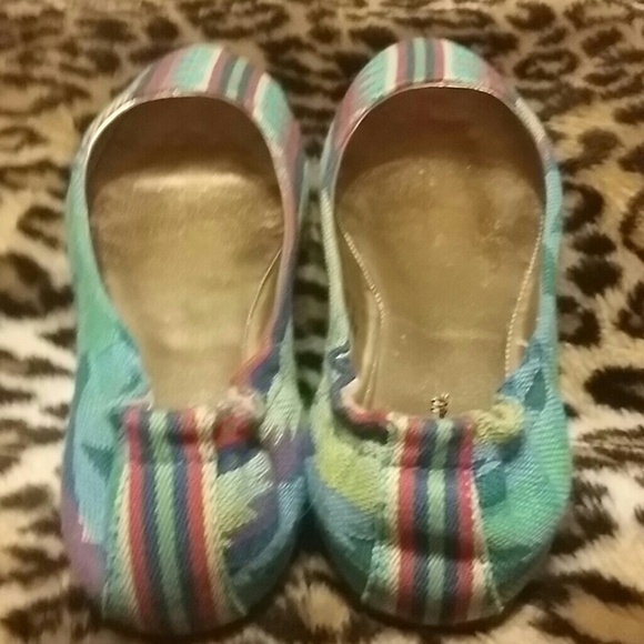 MOSSIMO Aztec flat shoes (New) - Picture 2 of 3