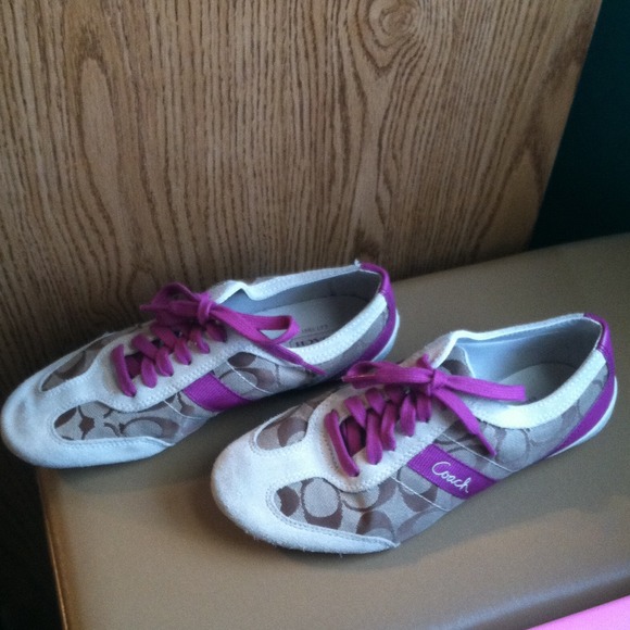 Coach sneakers in great condition - Picture 1 of 3