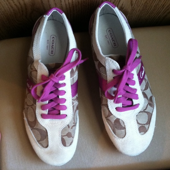 Coach sneakers in great condition - Picture 3 of 3