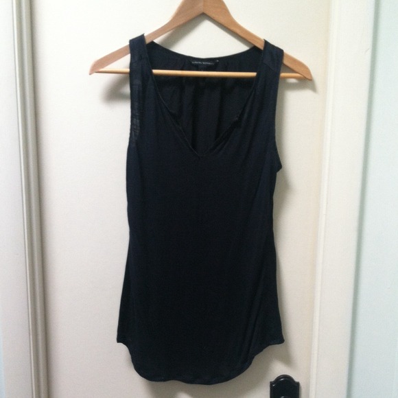 !!SOLD!! Banana Republic Top