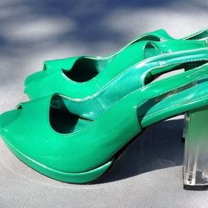 Green dress shoes