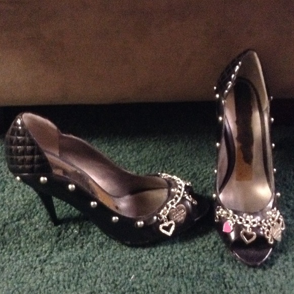 Guess shoes
