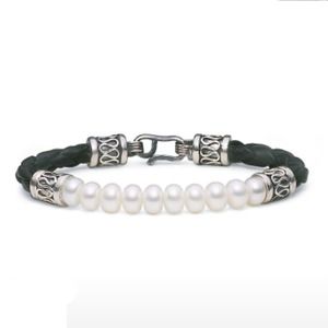 Braided leather, silver and pearl bracelet