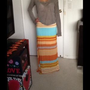 Maxi skirt