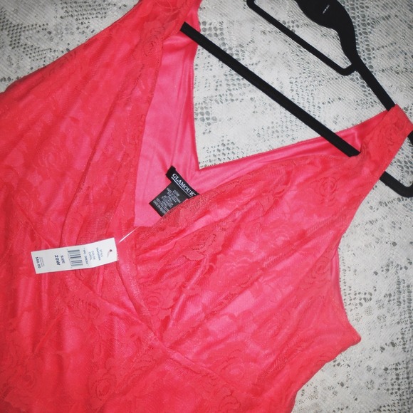 Coral Lace Dress - Sleeveless V-Neck - Picture 2 of 4