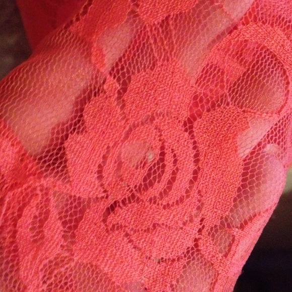 Coral Lace Dress - Sleeveless V-Neck - Picture 3 of 4