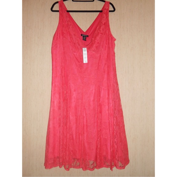 Glamour Dresses & Skirts - Coral Lace Dress - Sleeveless V-Neck