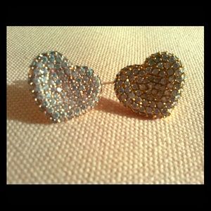 Heart studs