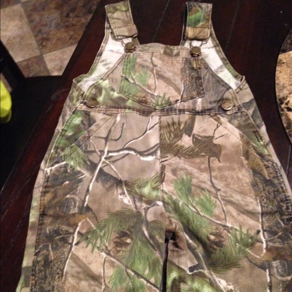 Toddler Realtree Camo overalls