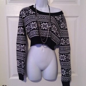 Black and white prints sweater