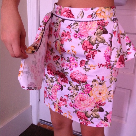 🚫SOLD🚫 - Picture 3 of 3