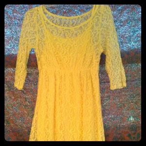 Beautiful beige/yellow short dress