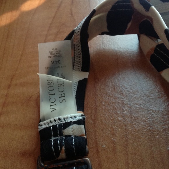 Victoria's Secret Push-up Leopard Bikini - Picture 2 of 3