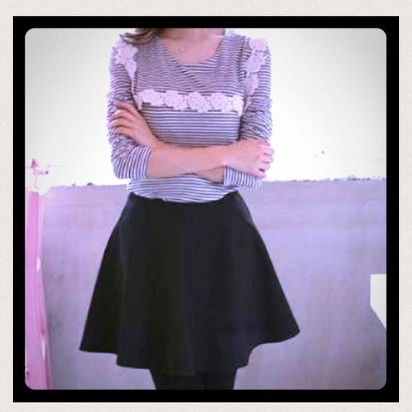 Black skater skirt