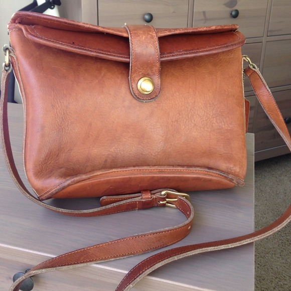 Authentic vintage Coach Satchel Crossbody handbag