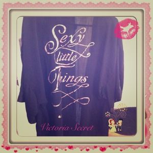 💟REDUCED💟 VS Sexy Little Things Robe