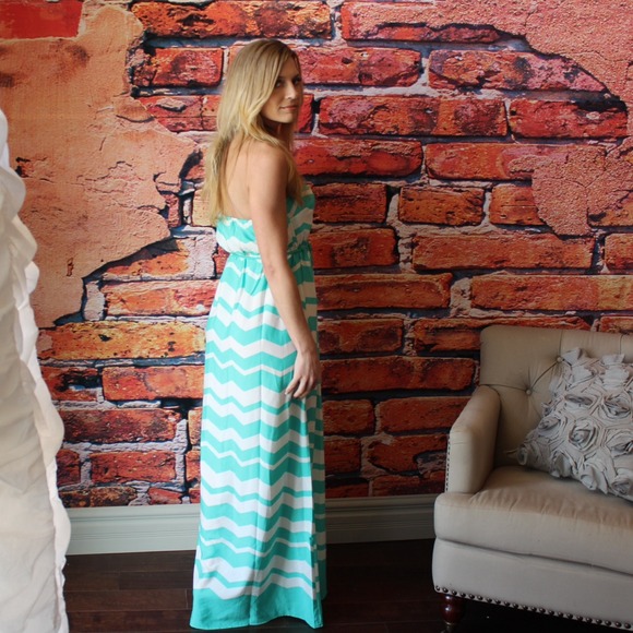 🚫bundled 🚫Mint chevron print maxi dress - Picture 2 of 2