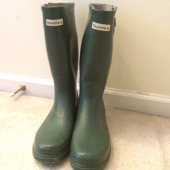 Dark Green Bearpaw Rainboots
