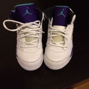 jordans kids size 10