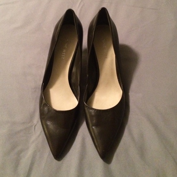 🎉Reduced!! 🎉 never worn!  Brown Nine West heels