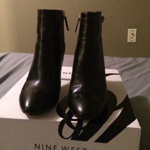 🎉 reduced 🎉 Nine West ankle boots