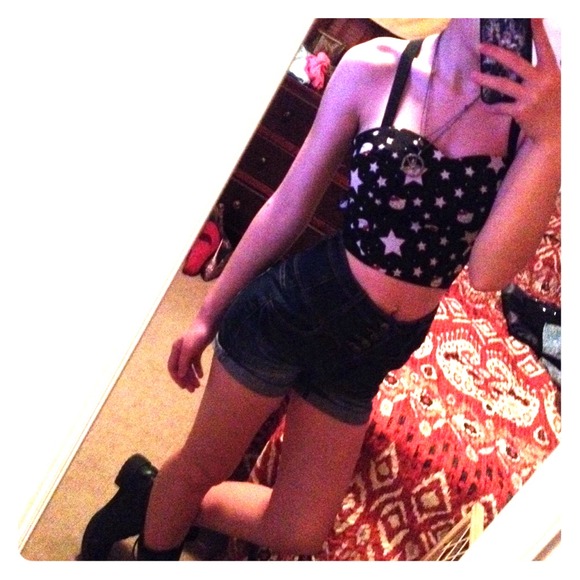 Hello kitty crop top/bustier