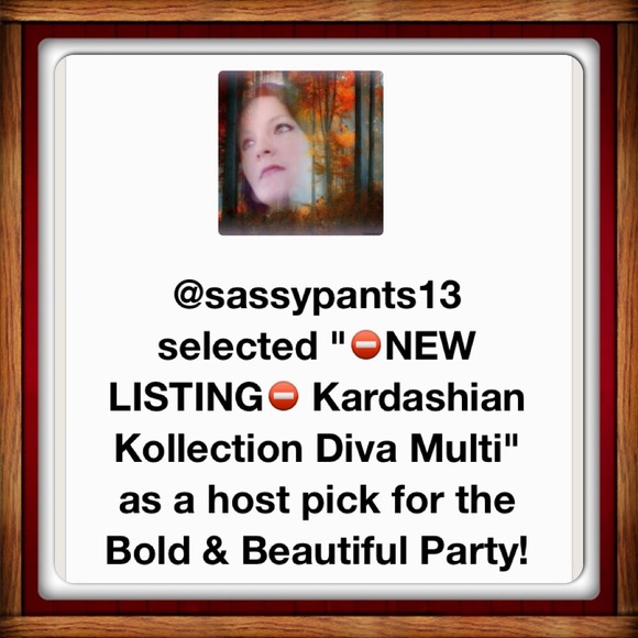 🎉HP 3/19🎉Kardashian Kollection Diva Colorblock - Picture 4 of 4