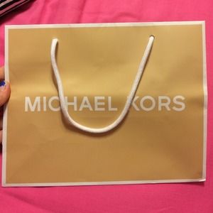 Small Michael kors bag!