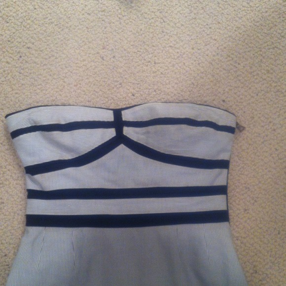 Abaeté Striped Dress - Picture 3 of 4