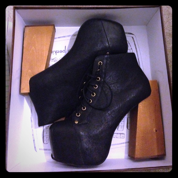 💟FLASH SALE💟 Authentic Jeffrey Campbell platform