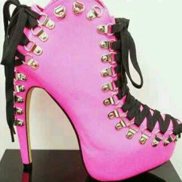 Red Kiss booties-Rocky pink