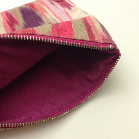 Express Wrislet Handbag Multi-Color Spring - Picture 4 of 4