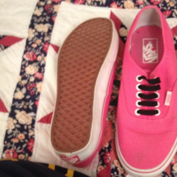 Vans - Picture 4 of 4