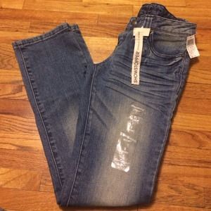 Low rise jeans.