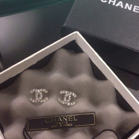 CHANEL Accessories - Chanel Studs
