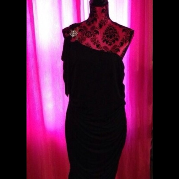 🎉Stunning Black Sexy Dress🎉 - Picture 4 of 4