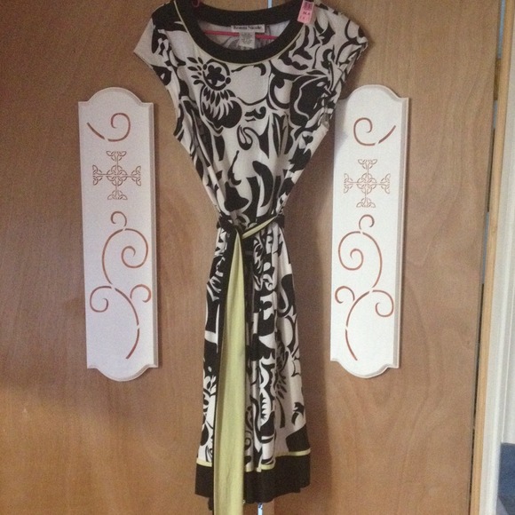 Black white lime green dress size 12 new!