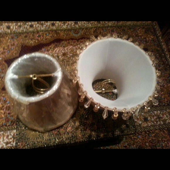 2 New in Plastic Small Lampshades - Picture 4 of 4