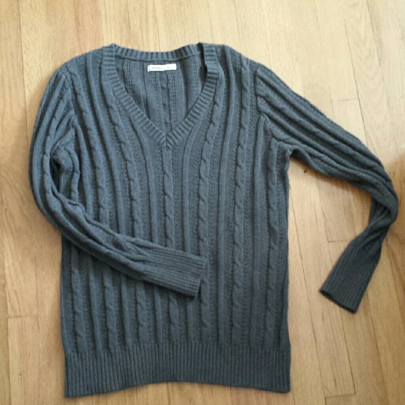 Old Navy sweater