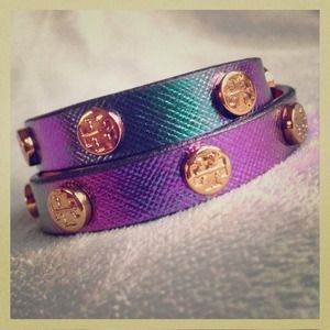Last 🔻RARE Tory Burch wrap bracelet 🎀